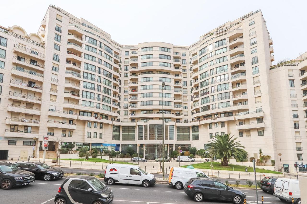 Vita Portucale ! Modern Apartment With Garage Lisboa Dış mekan fotoğraf